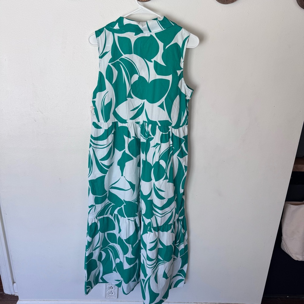 Tahari Arthur S. Levine Green and White Floral Maxi Dress size small NEW! - Picture 9 of 11
